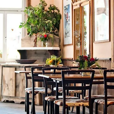 Station Hotel 3*