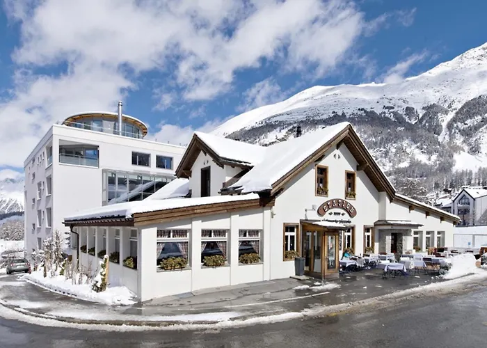 Station 3* Pontresina