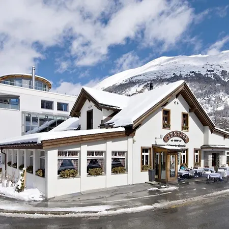 Station 3* Pontresina